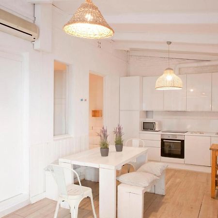 Fridays Flats Villa Alba Barcellona Esterno foto