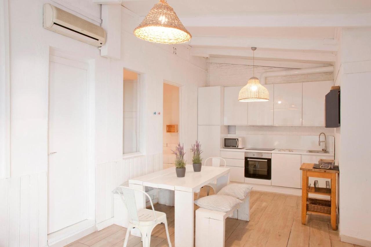 Fridays Flats Villa Alba Barcellona Esterno foto